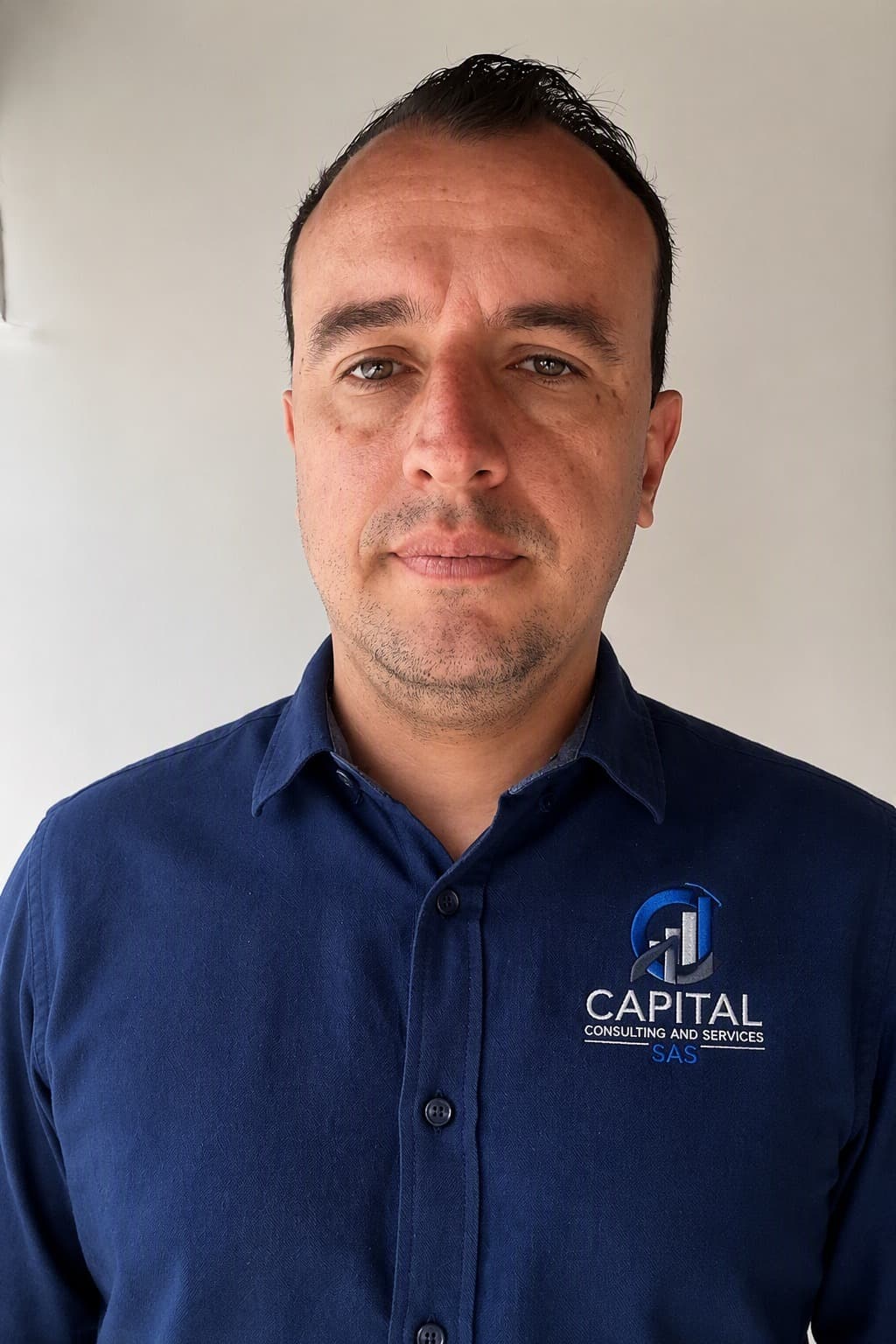 Fotografía de Felipe Reyes, Especialista en Seguridad y Salud en el Trabajo en Capital Consulting